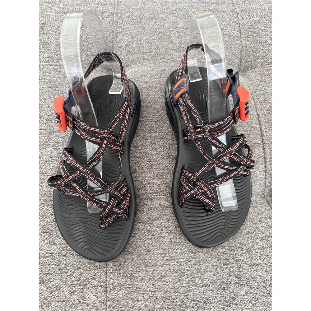 Chaco womens zvolv X2 sandal black cherry size 6 New Without Tags Outdoor Sports